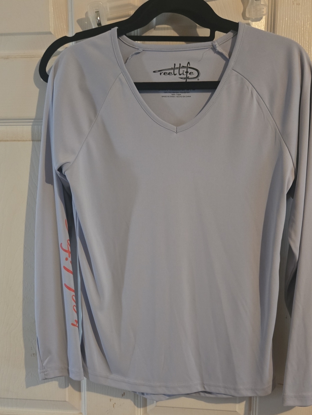 Reel Life Women’s Light Gray Long Sleeve V-Neck Tee